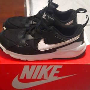 Nike Pegasus 92